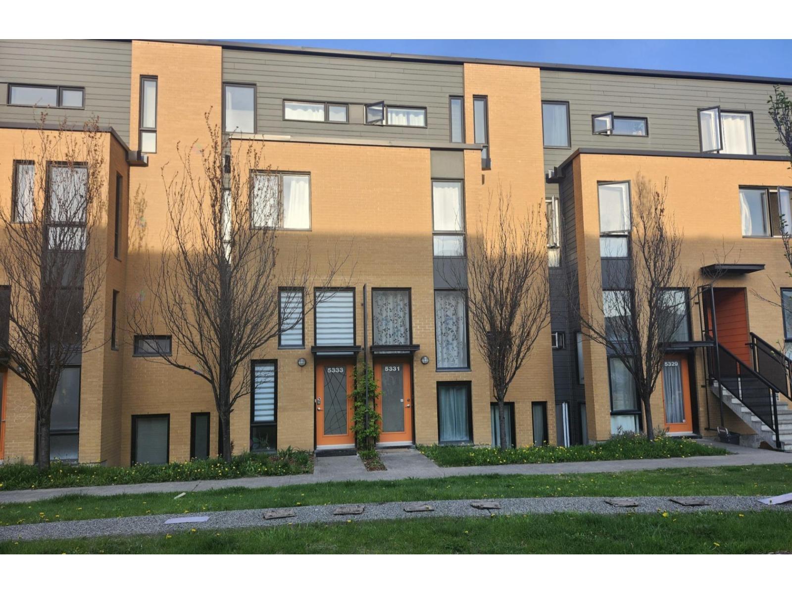 5331 Rue Gabriele-Frascadore