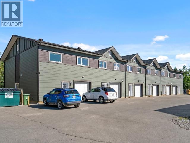 21-92 Iskoot Crescent Property Photo 1