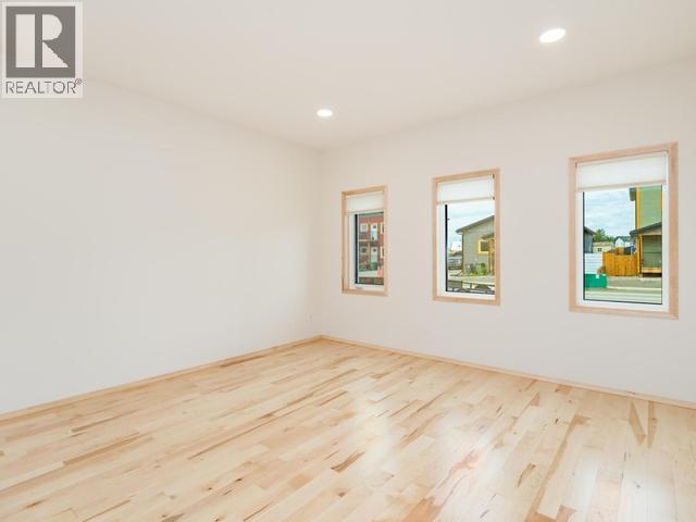 20 Quick Street Property Photo 10