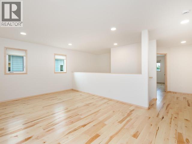 20 Quick Street Property Photo 25
