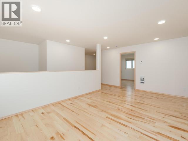 20 Quick Street Property Photo 26