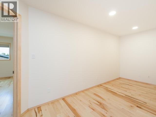 20 Quick Street Property Photo 28