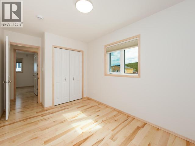 20 Quick Street Property Photo 37