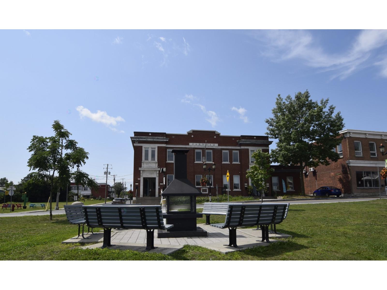 350 Rue Principale E., #110 Property Photo 1