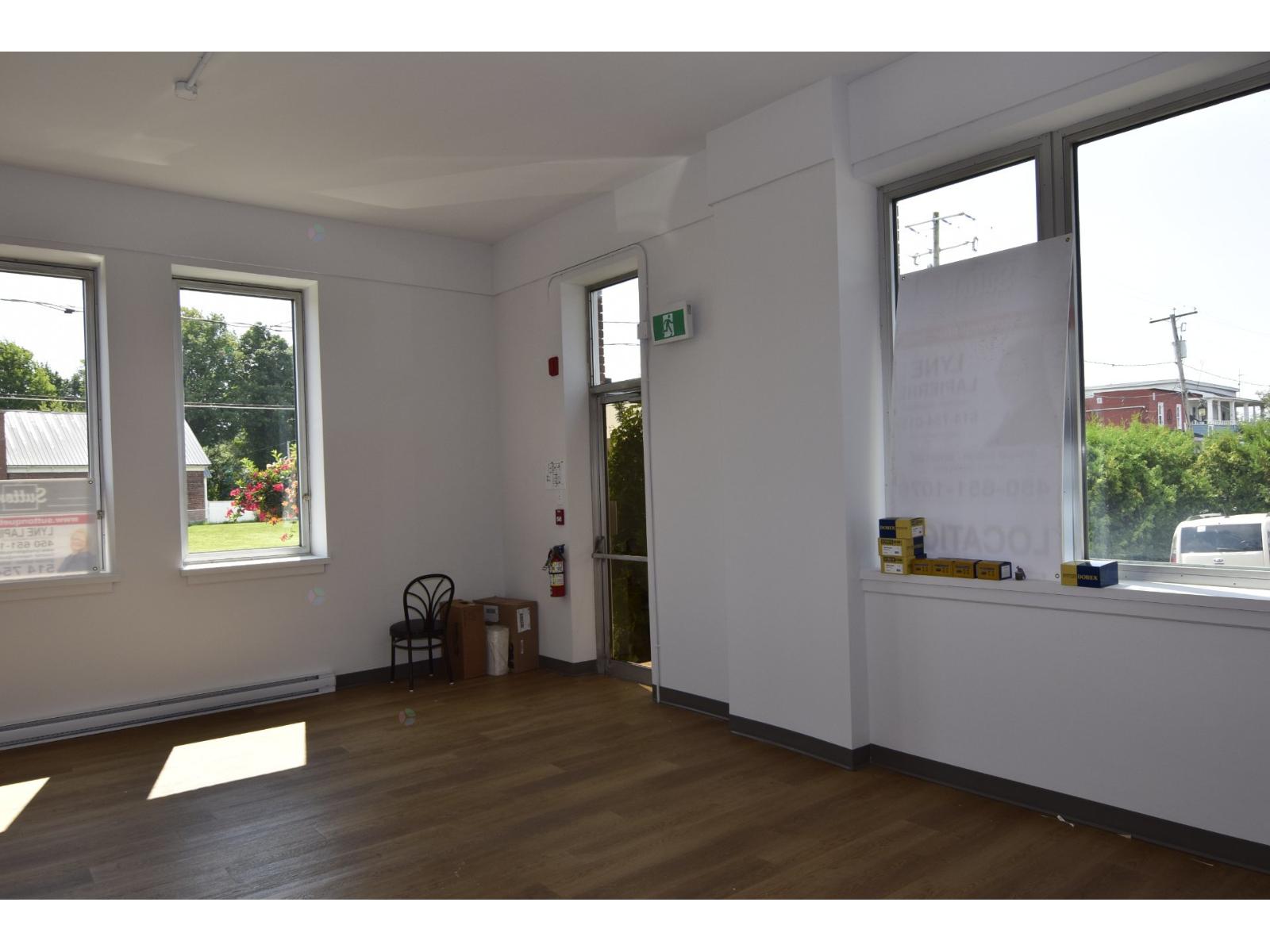 350 Rue Principale E., #110 Property Photo 6