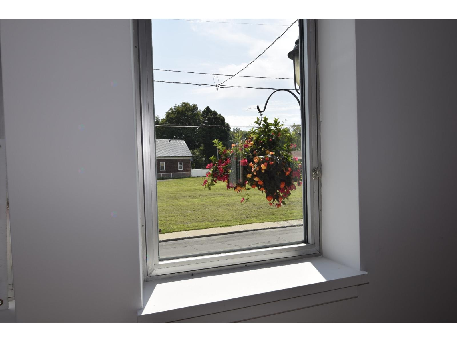 350 Rue Principale E., #110 Property Photo 8