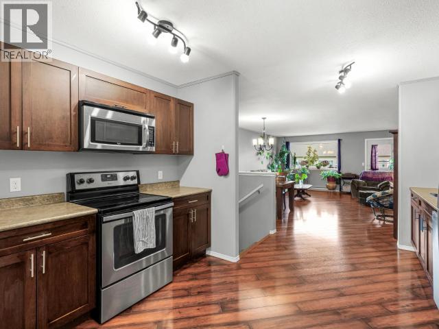 54-25 Wann Road Property Photo 5