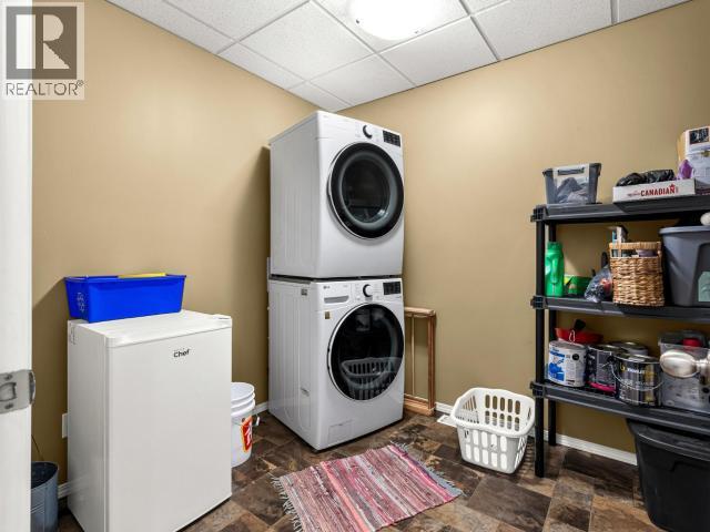 54-25 Wann Road Property Photo 16