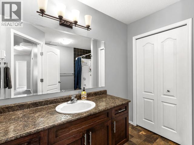 54-25 Wann Road Property Photo 17