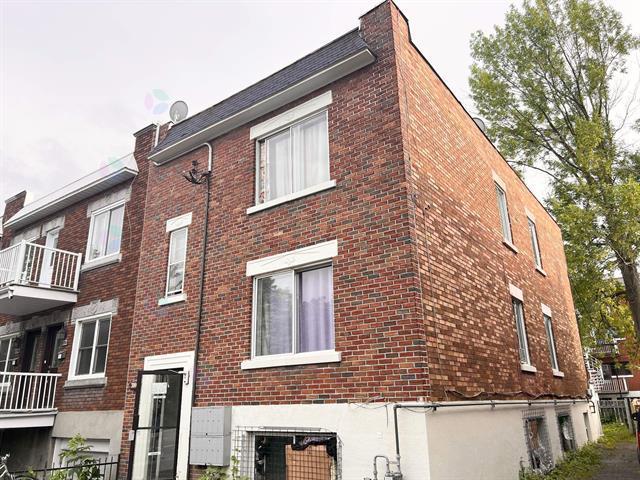 7000 Av. Papineau Property Photo 1
