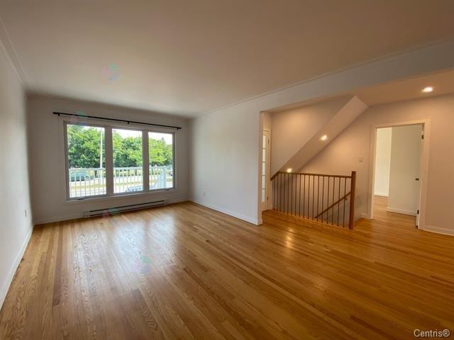 584 Boul. Bishop-power Property Photo 4