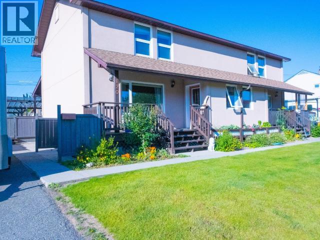 120 Seine Square Property Photo 1