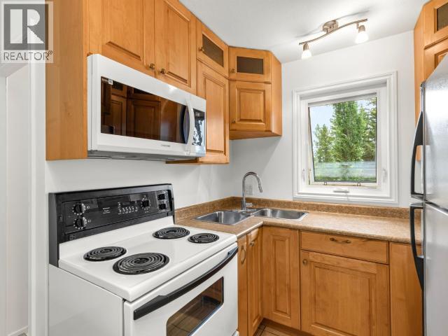 64 Tamarack Drive Property Photo 7
