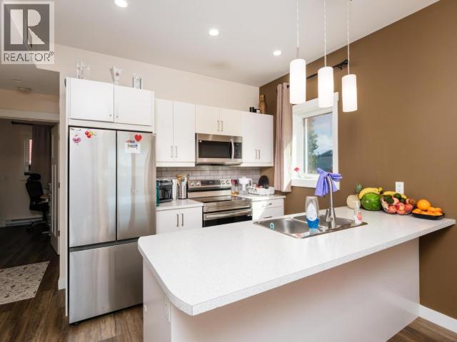 116-25 Gleaner Avenue Property Photo 8