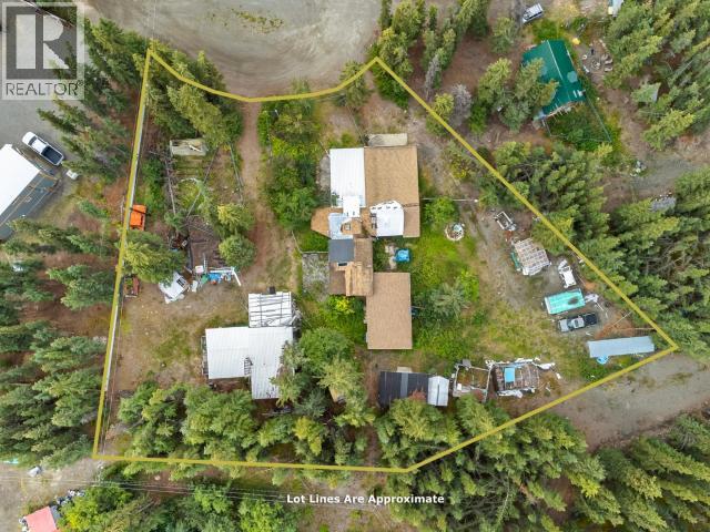 5 Chinook Lane Property Photo 2