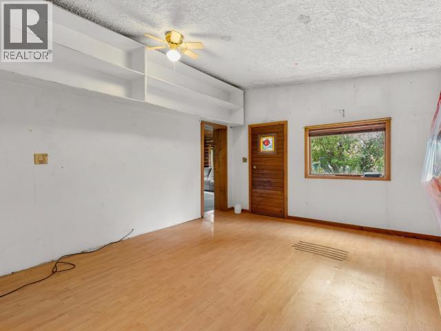 5 Chinook Lane Property Photo 11