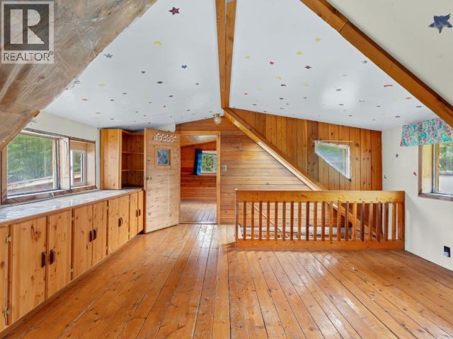 5 Chinook Lane Property Photo 17