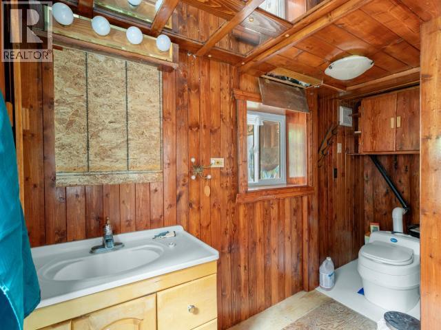 5 Chinook Lane Property Photo 20