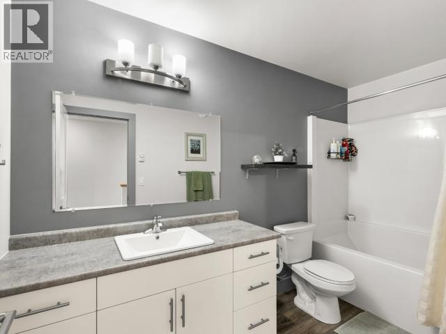 210 Neecheah Street Property Photo 17
