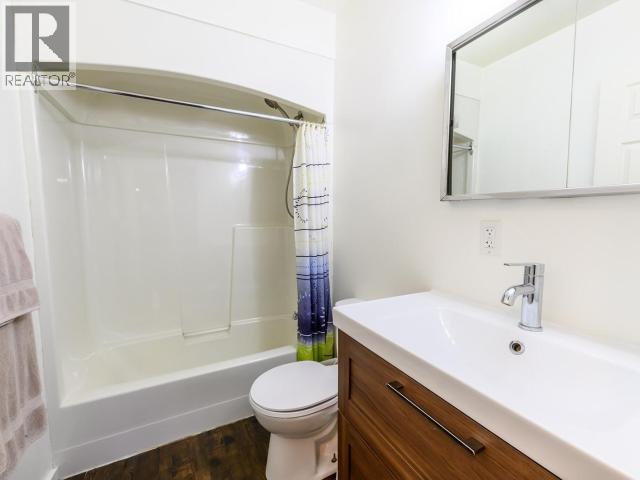 4-35 Lewes Boulevard Property Photo 13