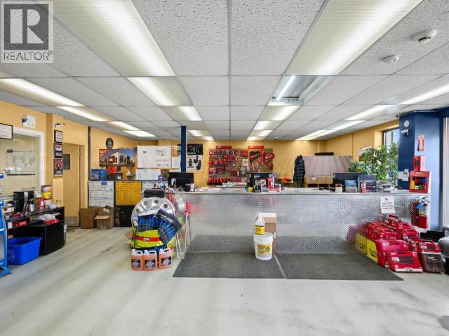 126 Industrial Road Property Photo 5
