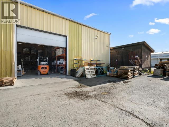 126 Industrial Road Property Photo 15