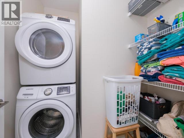 5 14th Avenue Property Photo 17