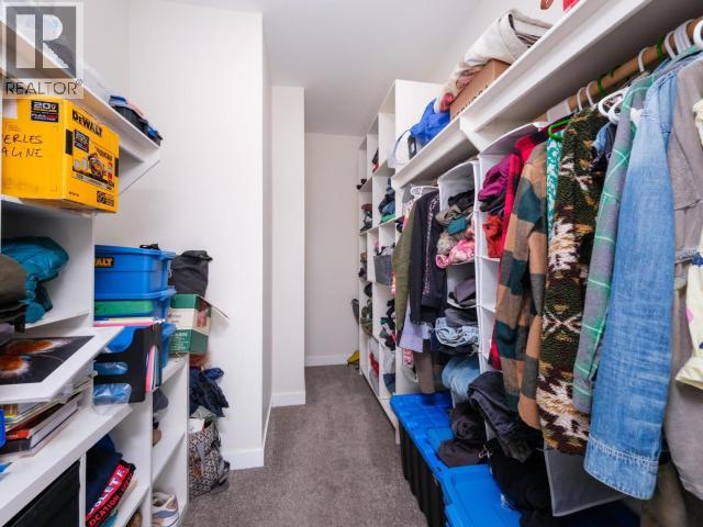 5 14th Avenue Property Photo 20