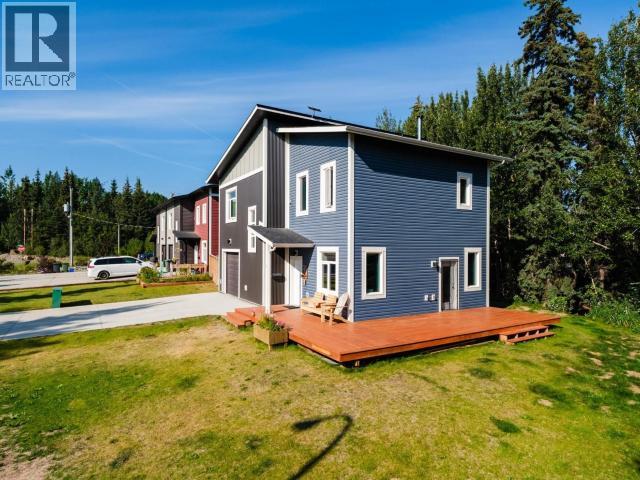 5 14th Avenue Property Photo 24