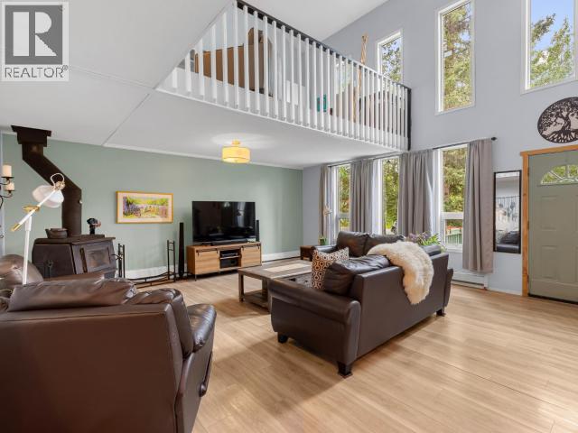 1306 Elm Street Property Photo 5