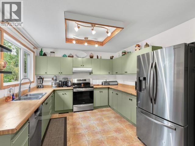 1306 Elm Street Property Photo 9