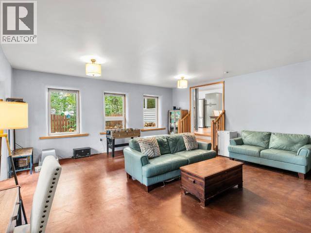 1306 Elm Street Property Photo 13