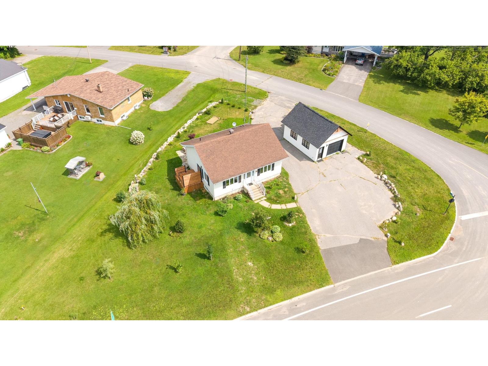 109 Route 218 Property Photo 31