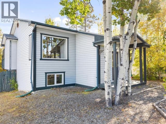 22 Garnet Crescent Property Photo 1