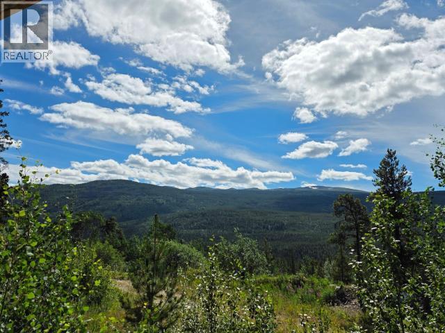 68645 Alaska Highway Property Photo 4