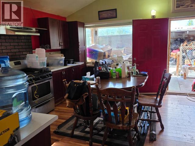 68645 Alaska Highway Property Photo 5