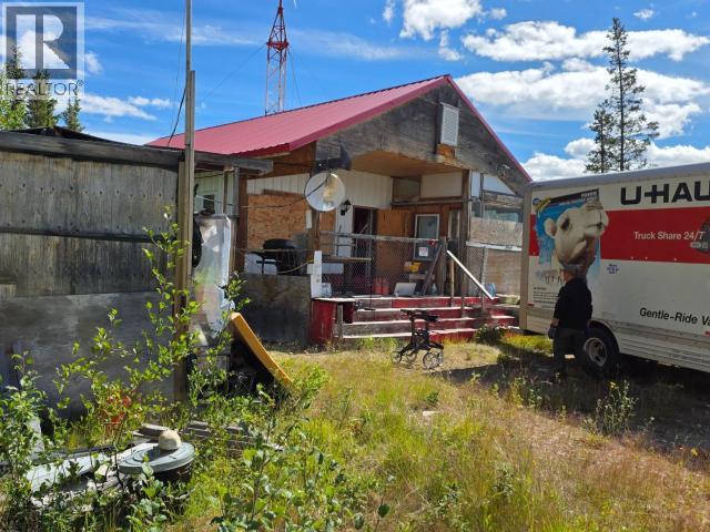 68645 Alaska Highway Property Photo 9