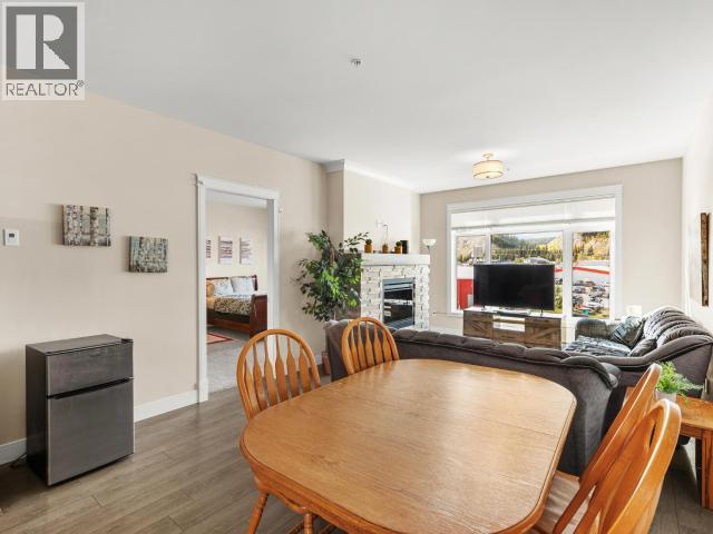 201-38 Waterfront Place Property Photo 12