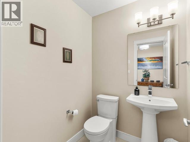 201-38 Waterfront Place Property Photo 15