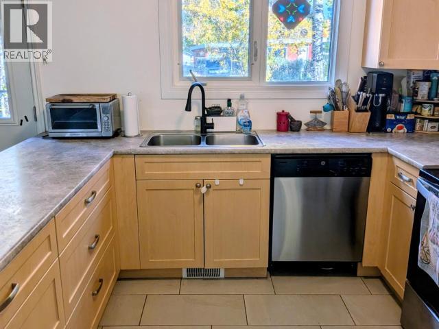 25 Takhini Ave Property Photo 2
