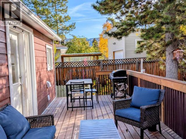 25 Takhini Ave Property Photo 8