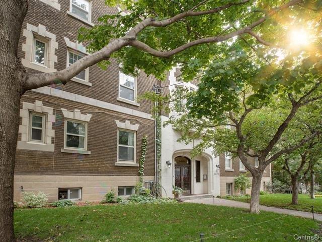3435 Av. Prud'homme, #9 Property Photo 1