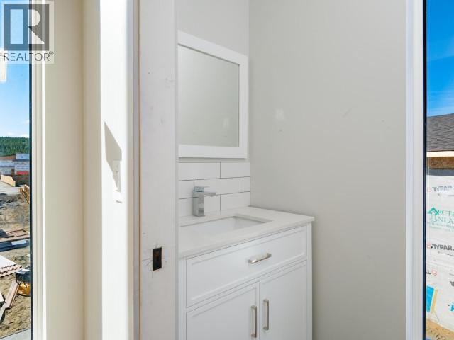 2-244 Witch Hazel Drive Property Photo 12
