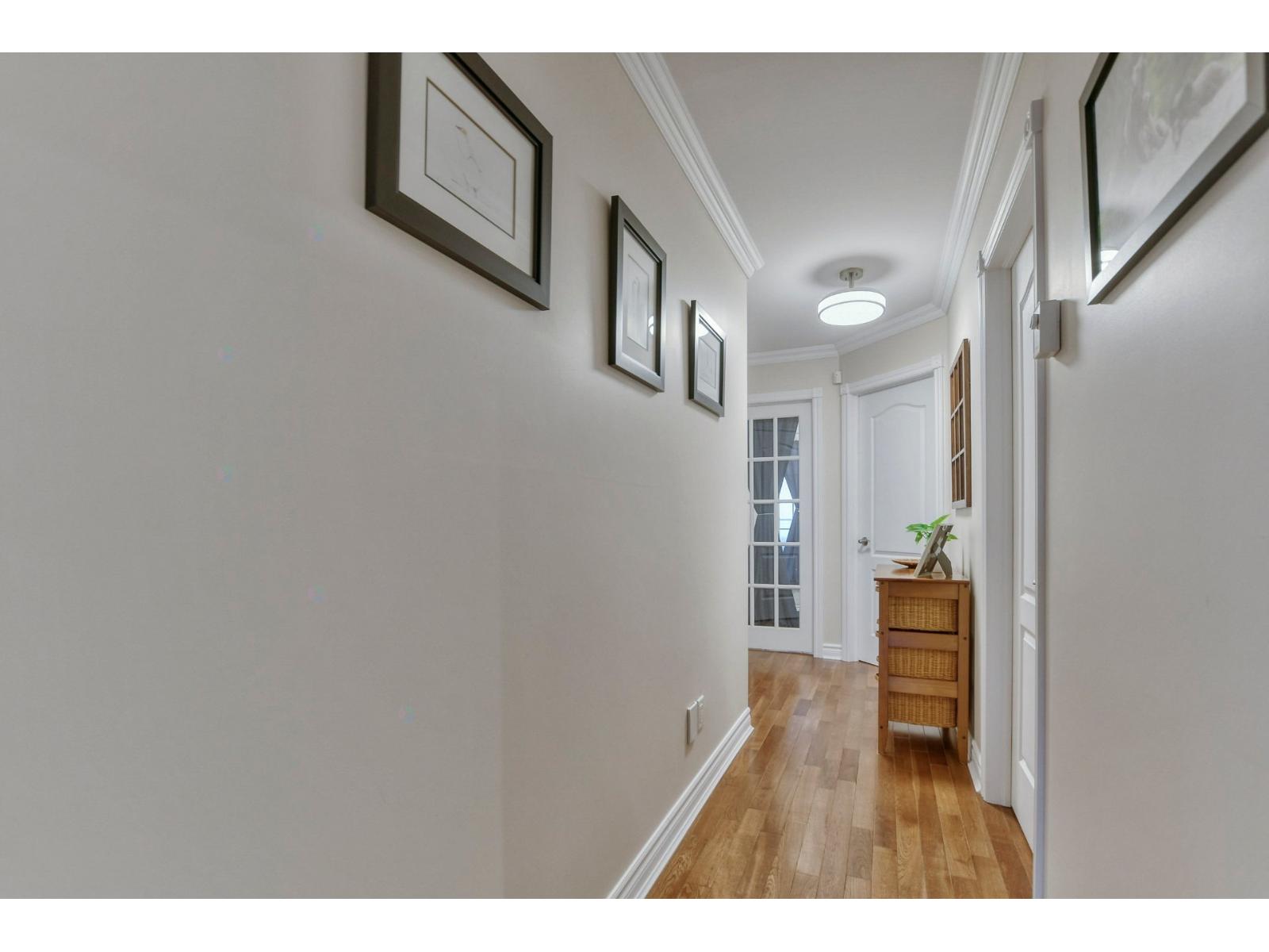 2368 Boul. Lafontaine, #201 Property Photo 15
