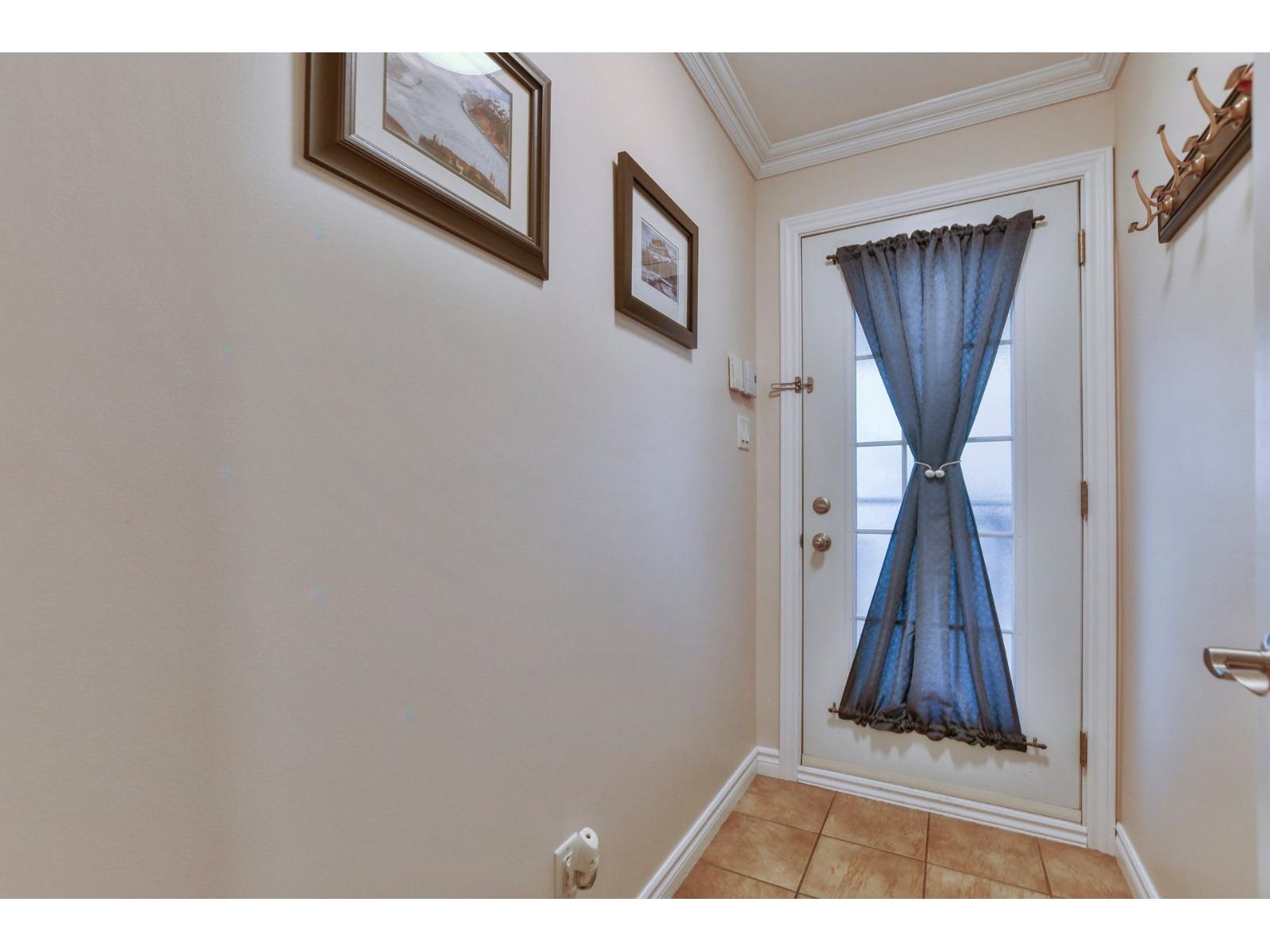 2368 Boul. Lafontaine, #201 Property Photo 26