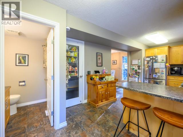 203 Alsek Road Property Photo 9