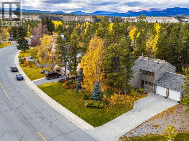 203 Alsek Road Property Photo 20