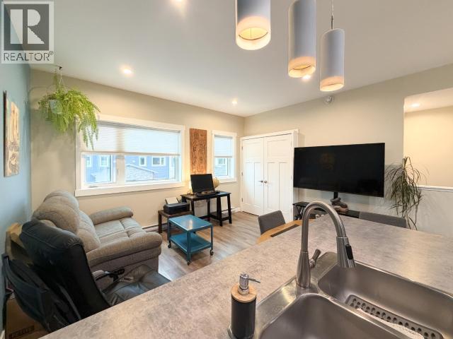205-25 Gleaner Avenue Property Photo 6