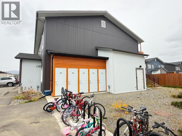 205-25 Gleaner Avenue Property Photo 17