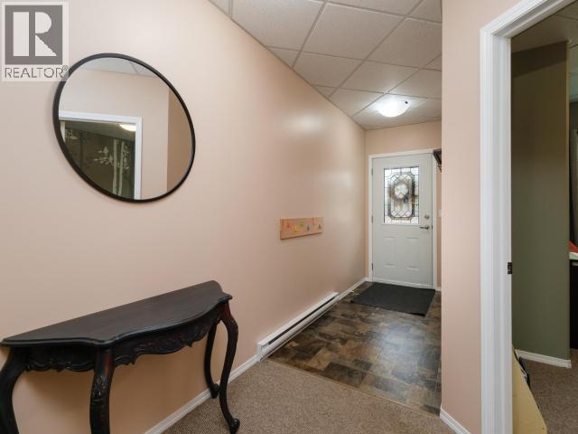 7-484 Range Road Property Photo 4